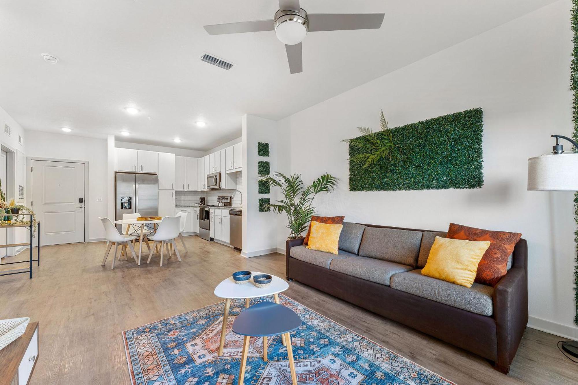 Complete Lush 10 Min To Parks Pets Allowed, Resort-style Amenities Appartement *
